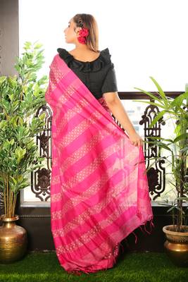 Pink Blended Matka Saree With Allover Golden Printed Buta 2