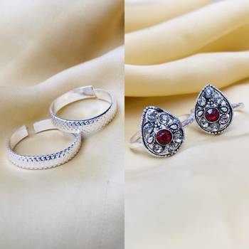 Silver toe-rings 1