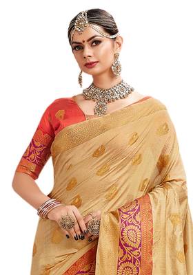 Beige Woven Cotton Silk Saree With Blouse 3