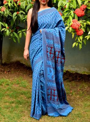 Blue Printed Cotton Saree With Blouse 2