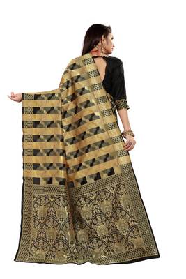  black woven jacquard saree with blouse 3