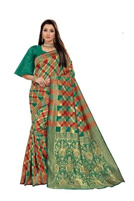  green woven jacquard saree with blouse 1