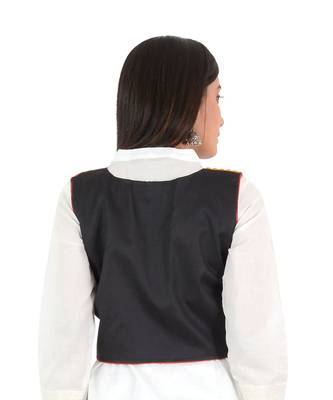 Women's Cotton Blend Kutchi Embroidered Sleeveless Short Ethnic Jacket/Koti 2