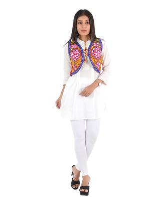 Women's Cotton Blend Kutchi Embroidered Sleeveless Short Ethnic Jacket/Koti 4