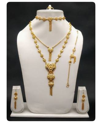 Gold necklace sets 1