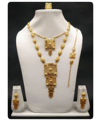 Gold necklace sets 1
