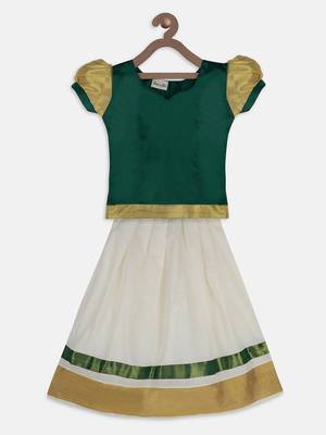 Green South Indian Pattu Pavadai Set For Girls 1