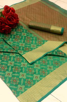 Green woven silk blend saree with blouse 5