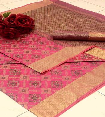 Pink woven silk blend saree with blouse 5
