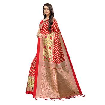 Red printed art silk saree with blouse 2