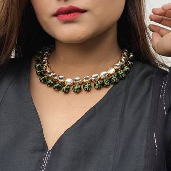 Gold Tone Kundan Inspired Meenakari Beads Necklace 1