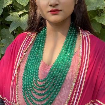 Green Multistrand Necklace 1