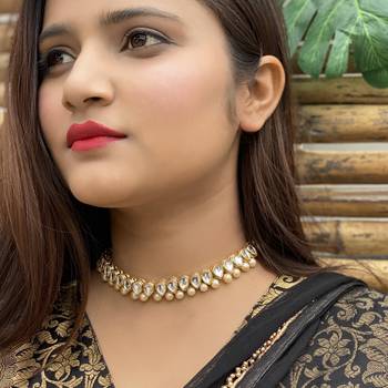 Gold Tone Kundan Inspired Pearl Necklace 1