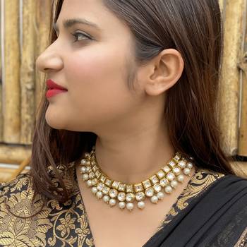 Gold Tone Kundan Necklace 1