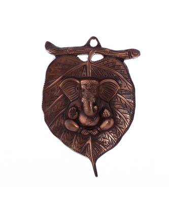 Metal Wall Hanging of Lord Ganesha on Leaf 1