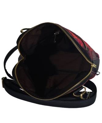 Pink Royal Door Design Crossbody Bag For Women And Girls 4