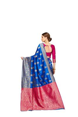  blue woven jacquard saree with blouse 2