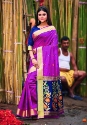 Magenta hand woven bengal handloom saree with blouse 1