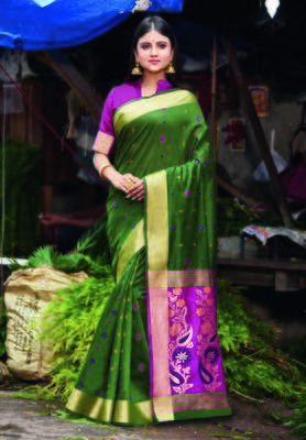 Green hand woven bengal handloom saree with blouse 1