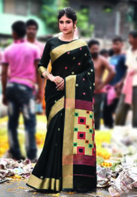 Black hand woven bengal handloom saree with blouse 1