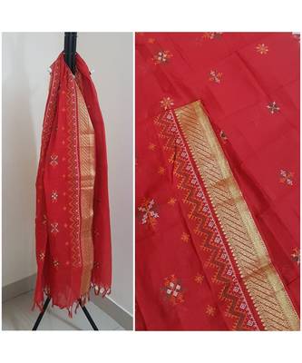 Red kota cotton dupatta with kasuti embroidery 1