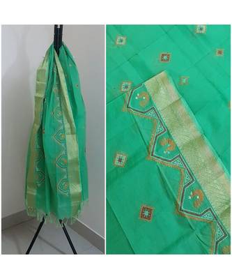 Green kota cotton dupatta with kasuti embroidery 1
