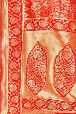 Red Woven  Art Silk Saree With Blouse 4