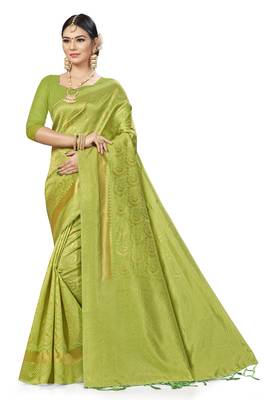Green Woven Banarasi Silk Saree With Blouse 1
