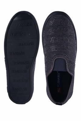 Women-grey  slip on casual shoes 5