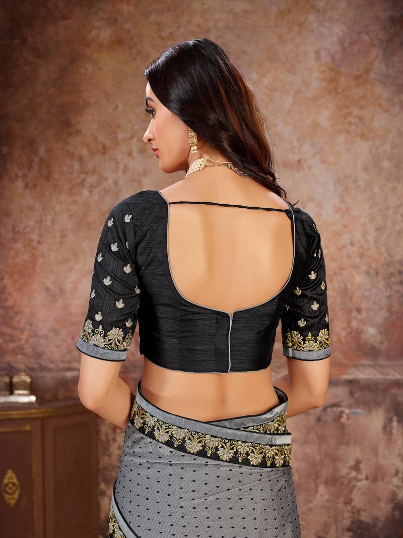 Grey Georgette Saree With Blouse Piece