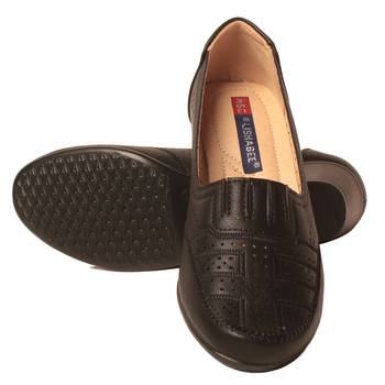 women Synthetic Black Loafers 5