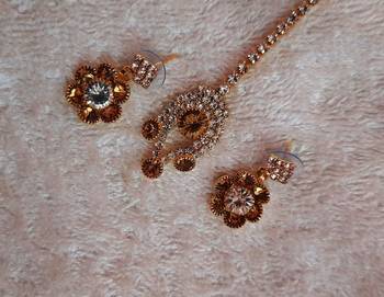 Traditional AD Zircon Stone White And Golden Fancy Stylish Party Wear Wedding necklace earring mangtika set 3