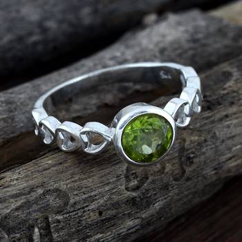 Green Peridot   925 Sterling Silver Rings 4
