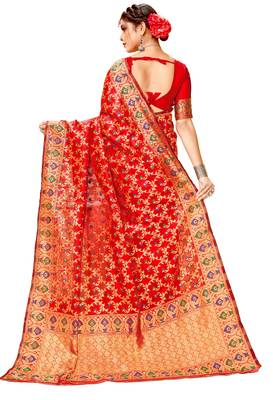 Red woven art silk saree with blouse 3