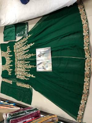Green embroidered santoon salwar 2