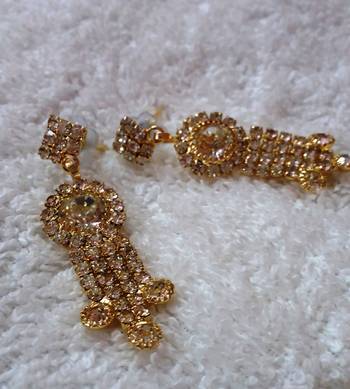 Traditional AD Zircon Stone White And Goldeen Fancy Stylish Party Wear Wedding necklace earring mangtika set 2