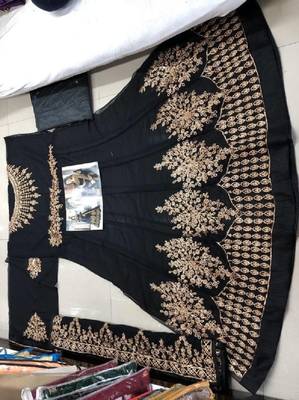 Black embroidered santoon salwar 2