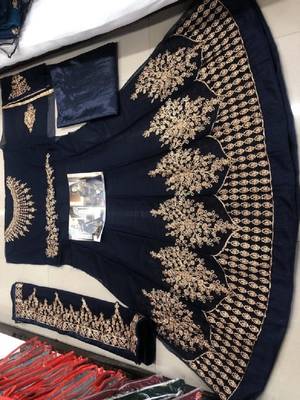 Blue embroidered santoon salwar 2