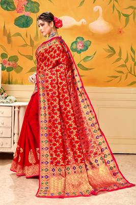 Red Woven Cotton Silk Saree With Blouse 2