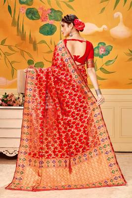 Red Woven Cotton Silk Saree With Blouse 3