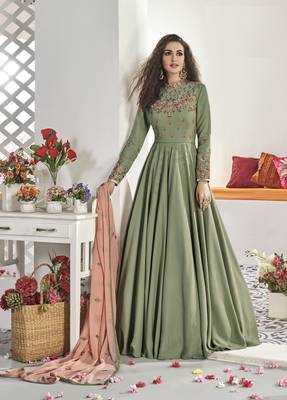 Green embroidered silk salwar 1