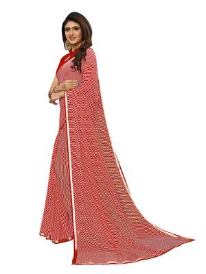 Red Printed Chiffon Saree With Blouse 2