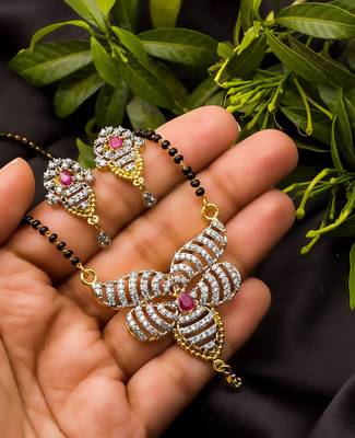 Gold diamond mangalsutra 1