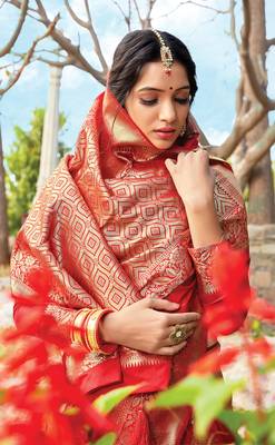 Red Pure Silk Heavy Zari Work Traditional Saree 2