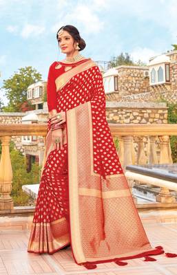 Red Pure Silk Heavy Zari Work Traditional Saree 1