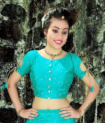 Light-golden embroidered jacquard semi stitched lehenga 2