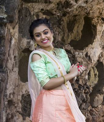 Peach embroidered silk semi stitched lehenga 3