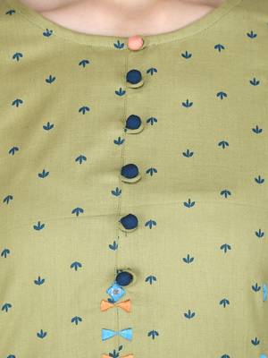 Green embroidered cotton long-kurtis 5