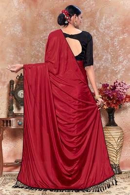 Red plain silk saree with blouse 4