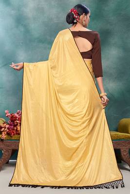 Beige plain silk saree with blouse 4